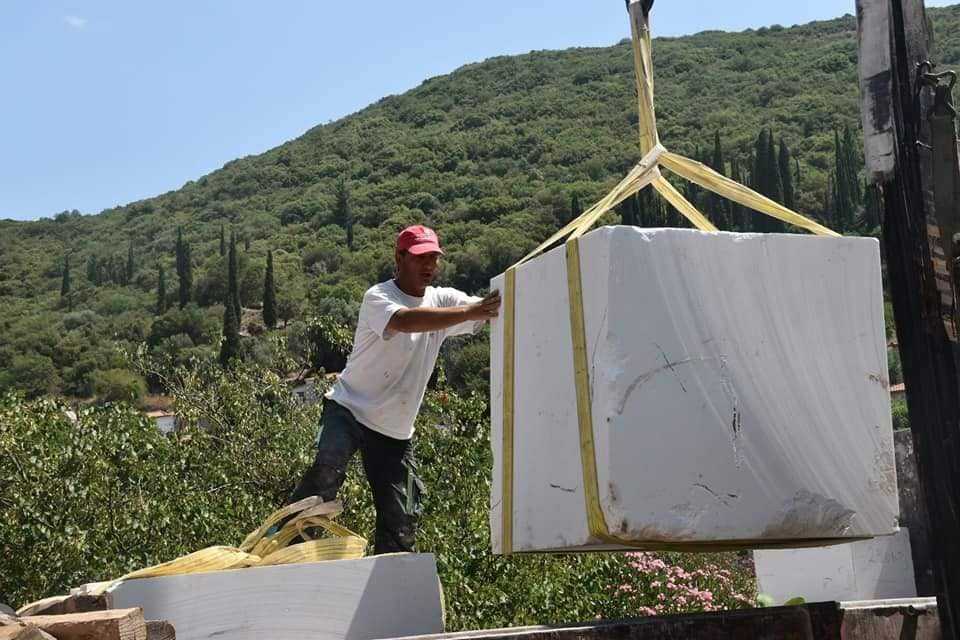 Stelios Gavalas marble sculpture at Ripesi - 5.