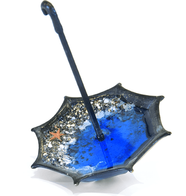 Stelios Gavalas umbrella sculpture. - 1.