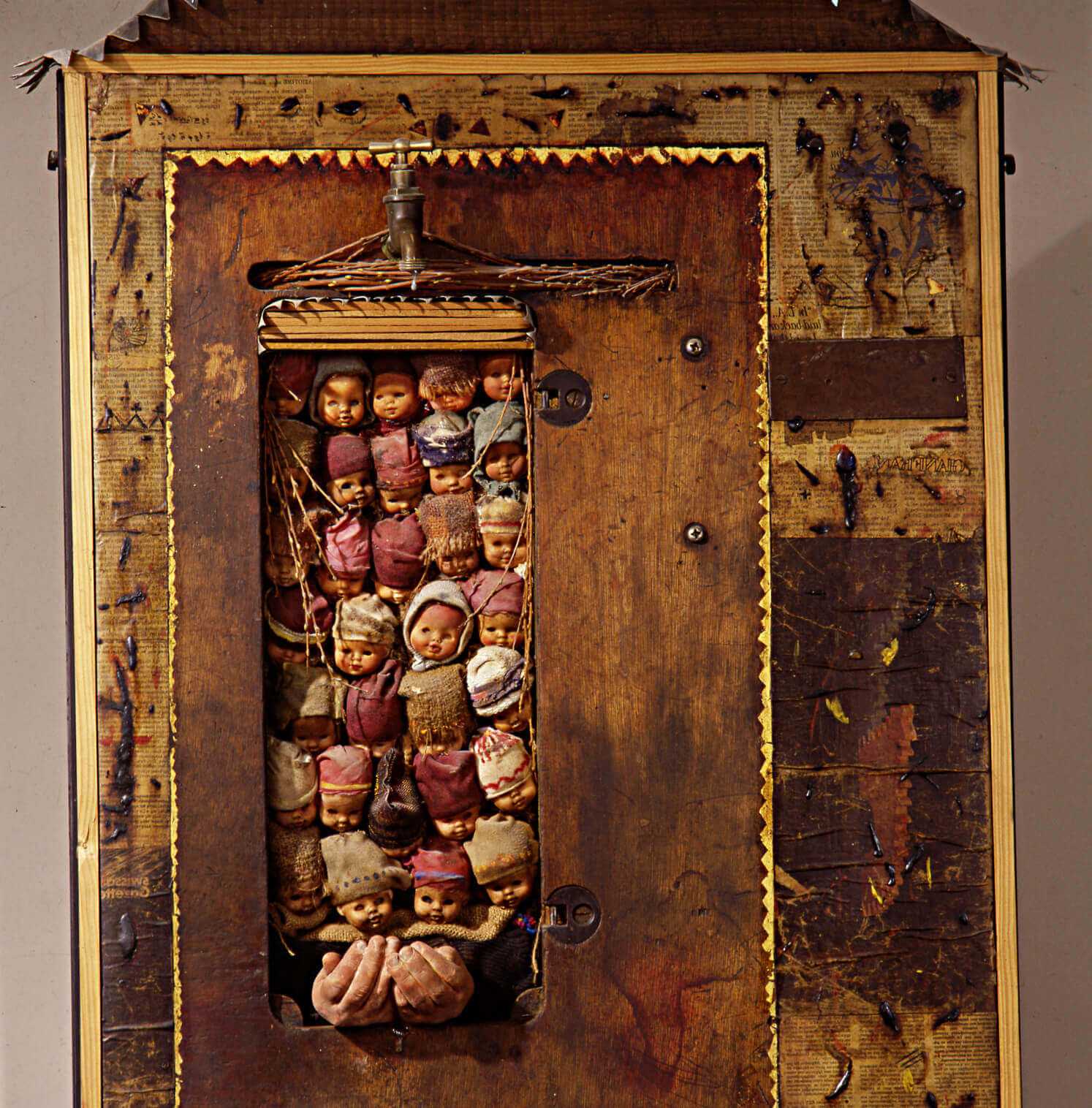 Stelios Gavalas 1992-1994 sculptures. Made with wood and ceramics. -3