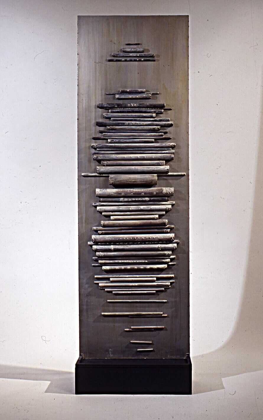 Stelios Gavalas 1992-1994 sculptures. Made with wood and ceramics - 7.